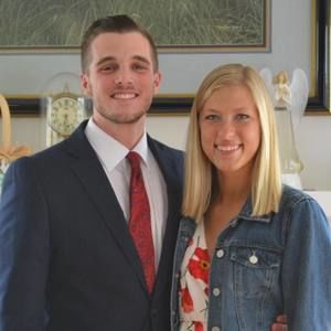 Meet your Posher, Lindsey